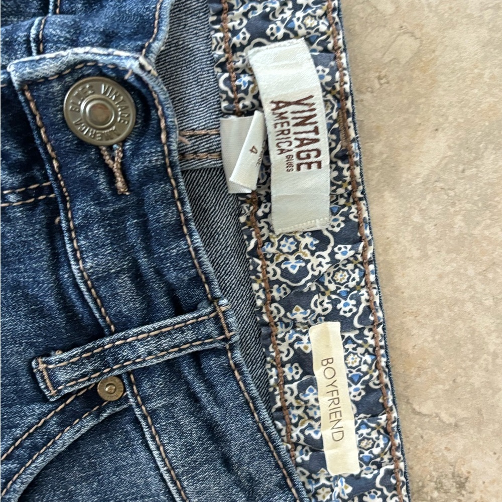 Vintage America Blue Boyfriend Floral Straight Leg Jeans Floral Embroidery EUC - Picture 3 of 7